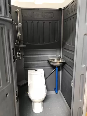 Prefabricated Portable Container Toilet , HDPE Removable Mobile Portable Toilet
