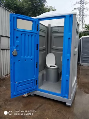 Outdoor HDPE Portable Toilet Mobile Camping Chemical Cabin For Mining Sites